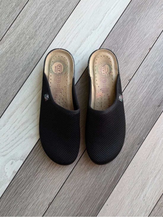Fly Flot Shoes - Vionic Black Mesh Slip-On Clog Mules